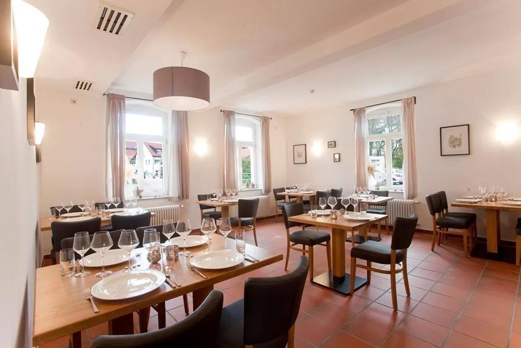 Hotel Gasthaus Zum Halbmond Špýr Exteriér fotografie